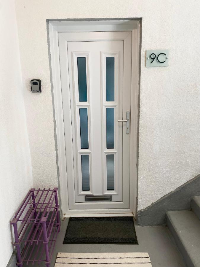 Entire Modern Apartment In Oban With Balcony エクステリア 写真