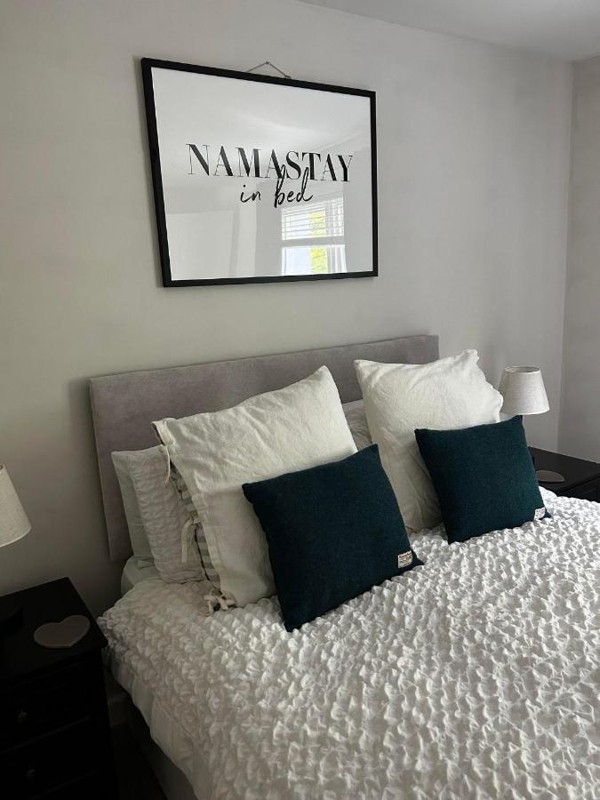 Entire Modern Apartment In Oban With Balcony エクステリア 写真