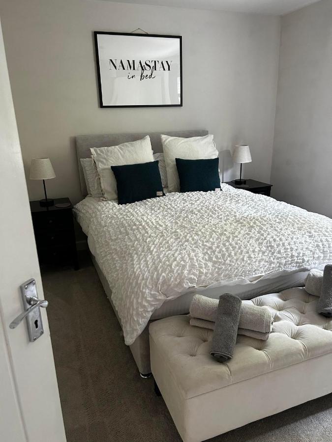 Entire Modern Apartment In Oban With Balcony エクステリア 写真